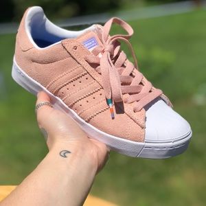 Adidas woman’s sneakers
